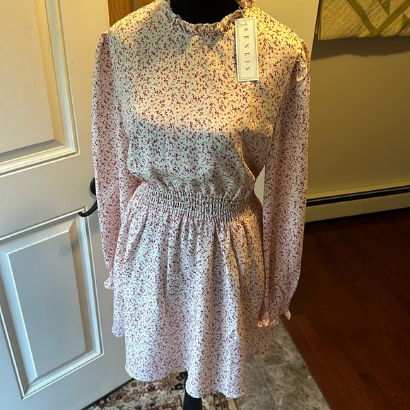 SENLIS Julie Smocked Long Sleeve Mini Dress Pink Country Floral size medium - Picture 2 of 13